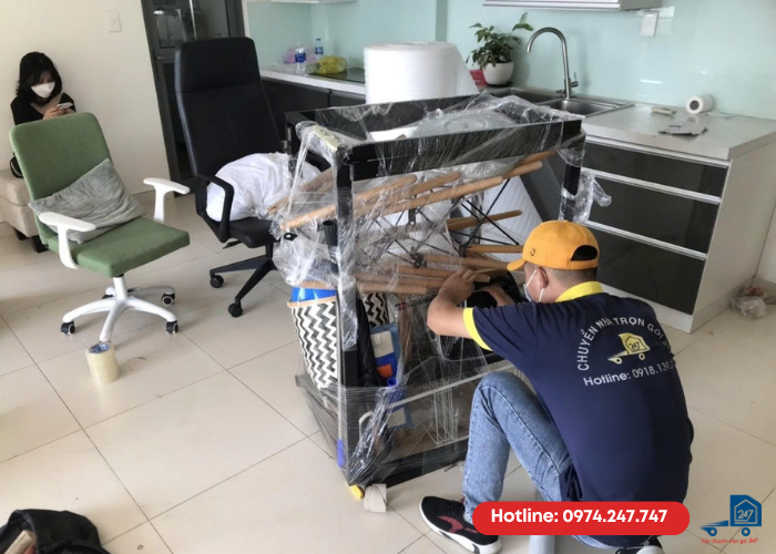 Thuê xe chuyển văn phòng Gò Vấp