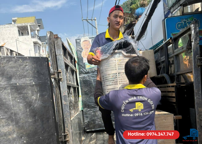 Chuyển nhà tại Phường Phú Thuận trọn gói